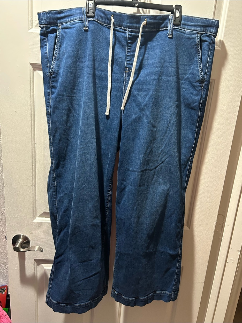 Torrid Weekend Wide-Leg Super Soft Pull-On Jeans with Drawstring Size 4R